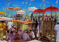 Indonesia, BALI, Kuta Beach, Melasti Festival, worshippers gathered, BAL620JPL