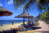 Indonesia, BALI, Sanur Beach, sunbathers and sunshades, BAL1047JPL