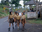 Indonesia, BALI, school children walking along road, BAL1021JPL