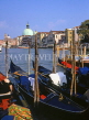Italy, VENICE, Grand Canal scene and gondolas, VEN702JPL