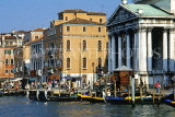 Italy, VENICE, canalside scene with gondolas, ITL1904JPL