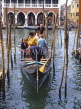 Italy, VENICE, crossing the Grand Canal by Traghetto (gondola ferry), ITL705JPL