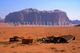 JORDAN, Wadi Rum, landscape and Bedouin camp site, JOR145JPL