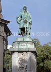 MADEIRA, Funchal, Joao Goncalves Zarco statue, MAD258JPL