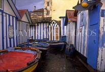 MADEIRA, Funchal, Old Town, fishing boats and huts, MAD1116JPL