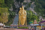 MALAYSIA, Batu Caves, near Kuala Lumpur, statue of Hindu deity at entrance, MSA707JPL
