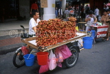 MALAYSIA, Kuala Lumpur, Chinatown, fruit stall, MAL49JPL