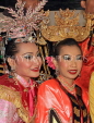 MALAYSIA, Kuala Lumpur, cultural dancers posing, MSA779JPL