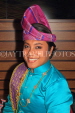 MALAYSIA, Kuala Lumpur, cultural show, woman in traditional dress, MSA773JPL