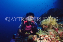 MALDIVE ISLANDS, Coral reef and diver, MAL592JPL