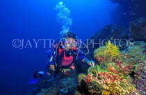 MALDIVE ISLANDS, Coral reef and diver, MAL597JPL