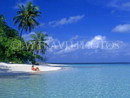 MALDIVE ISLANDS, Embudhu Village Island, beach, seascape and sunbather, MAL464JPL