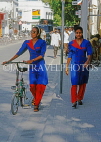 MALDIVE ISLANDS, Male, town centre street and two women, MAL571JPL