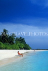 MALDIVE ISLANDS, Velassaru Island, beach and sunbather, MAL24JPL