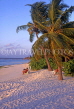 MALDIVE ISLANDS, Velassaru Island, beach with coconut trees and holidaymakers, MAL682JPL