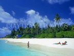 MALDIVE ISLANDS, Velassaru Island, island and beach view, MAL418JPL