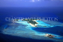 MALDIVE ISLANDS, aerial view of islands, MAL01JPL