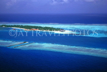 MALDIVE ISLANDS, aerial view of islands, MAL02JPL