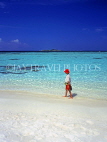 MALDIVE ISLANDS, beach and seascape, boy paddling, MAL519JPL