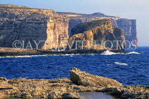 Malta, GOZO, Dwejra Point, 'Fungus Rock' in foreground, MLT717JPL