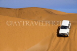 NAMIBIA, Swakopmund, Skeleton Coast, driving the sand dunes, NAM151JPL