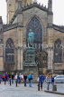 SCOTLAND, Edinburgh, Duke of Buccleuch memorial & St Giles Cathedral, SCO1020JPL