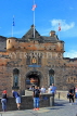 SCOTLAND, Edinburgh, Edinburgh Castle, and visitors at entrance, SCO1089JPL