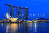 SINGAPORE, Marina Bay, Marina Bay Sands Hotel and ArtScience Museum, night view, SIN1139JPL