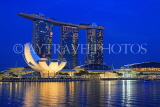SINGAPORE, Marina Bay, Marina Bay Sands Hotel and ArtScience Museum, night view, SIN1140JPL