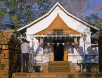 SRI LANKA, Anuradhapura, Jaya Sri Maha Bodhi shrine and sacred Bo tree, SLK2046JPL