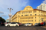 SRI LANKA, Colombo, Galle Road, and traffic, Galle Face Court building, SLK5309JPL