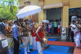 SRI LANKA, Colombo, Gangaramaya temple, wedding ceremony, groom, dancers, SLK5343JPL