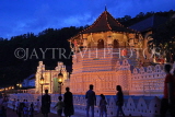 SRI LANKA, Kandy, Temple of the Tooth (Dalada Maligawa), illuminated at night, SLK3436JPL