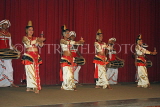 SRI LANKA, Kandy, cultural show, drummers and dancers, SLK2951JPL