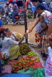 SRI LANKA, Kandy, market fruit stall, SLK215JPL