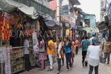 SRI LANKA, Kandy, town centre, narrow street and small shops, SLK4047JPL
