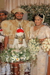 SRI LANKA, Kandy, traditional Kandyan Wedding, couple posing for photos, SLK4007JPL