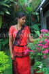 SRI LANKA, Kandy, woman in traditional Kandyan dress, SLK2991JPL