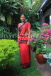 SRI LANKA, Kandy, woman in traditional Kandyan dress, SLK2999JPL