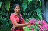 SRI LANKA, Kandy, woman in traditional Kandyan dress, posing, SLK3005JPL