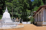 SRI LANKA, Kandy area, Asgiriya Monastery, SLK3214JPL