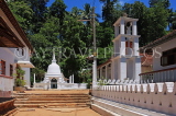 SRI LANKA, Kandy area, Asgiriya Monastery, SLK3217JPL