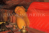 SRI LANKA, Kandy area, Degaldoruwa Cave Temple, Shrine Room, reclining Buddha statue, SLK5796JPL
