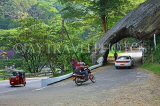 SRI LANKA, Kandy area, Kadugannawa, Dawson's Rock and tunnel, SLK2532JPL
