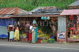 SRI LANKA, Kandy area, Kadugannawa, roadside fruit and sundries stalls, SLK2547JPL