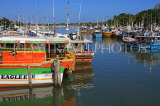SRI LANKA, Negombo, fishing boats in Negombo Lagoon, SLK2435JPL
