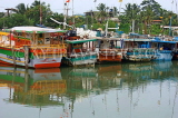 SRI LANKA, Negombo, fishing boats in Negombo Lagoon, SLK2625JPL
