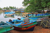SRI LANKA, Negombo, fishing boats in Negombo Lagoon, SLK2631JPL