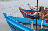 SRI LANKA, Negombo, fishing boats in Negombo Lagoon, SLK2641JPL