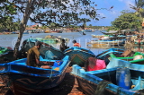 SRI LANKA, Negombo, fishing boats in Negombo Lagoon, SLK6100JPL